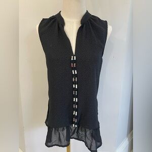 Weston for Anthropologie Women’s XS black textured side split beaded collar tank